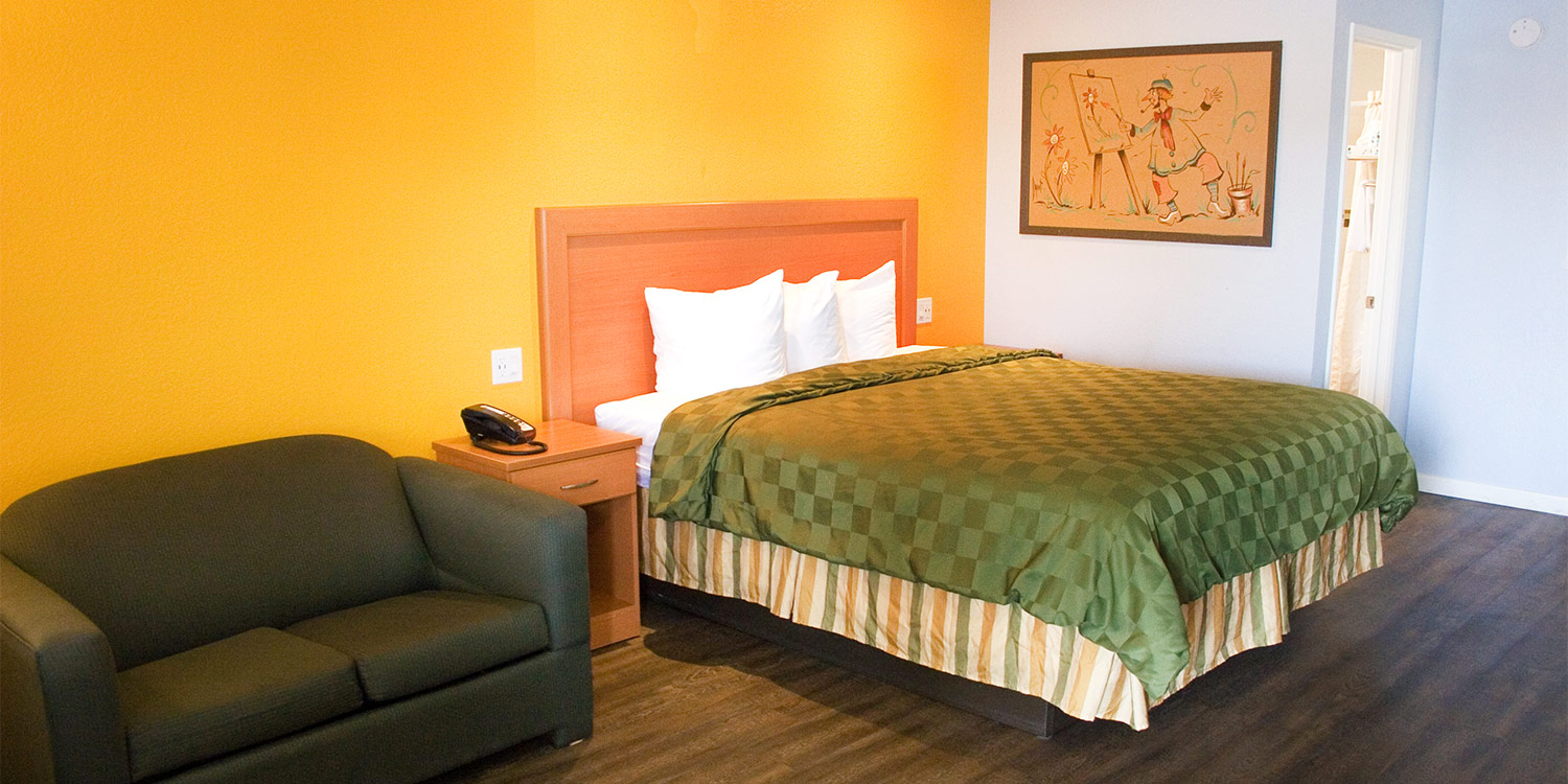 Welcome to the Keefer's Inn - a family tradition offering comfortable and affordable lodging in King City, CA